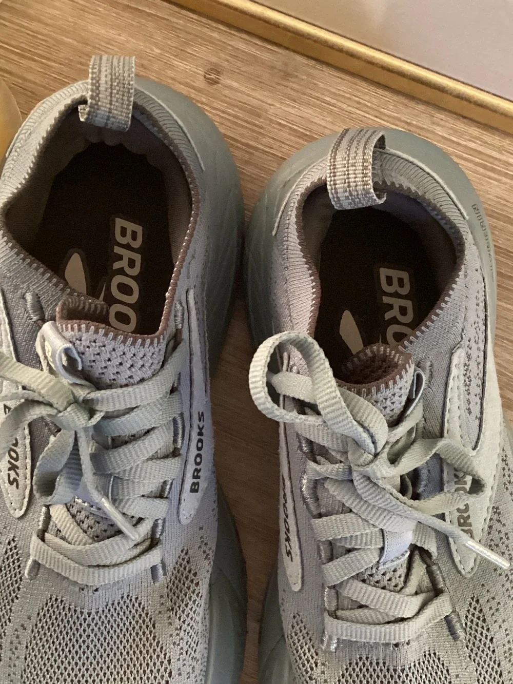 Brooks Glycerine 21 Stealthfit Women’s Size 6